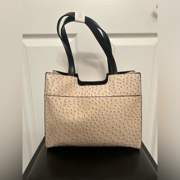 ⭐️ NWT Mondani Faux Ostrich Clare Scoop Shopper Shoulder Bag ⭐️ - Picture 2 of 6